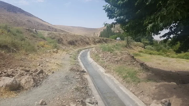 بهره‌برداری از کانال آبیاری زیاران آبیک؛ ۲۵ هکتار باغ تحت پوشش شبکه آبیاری قرار گرفت