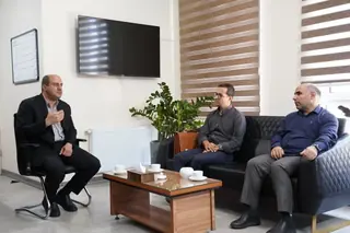 معاون استاندار قزوین بر نظم‌بخشی به فعالیت دفاتر پیشخوان دولت تأکید کرد