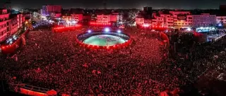 حضور بی‌نظیر مردم در حسینیه بزرگ میدان انقلاب؛ شب دهم محرم