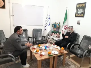 بررسی وضعیت گازرسانی تاکستان در دیدار سرپرست اداره گاز شهرستان با نماینده مجلس