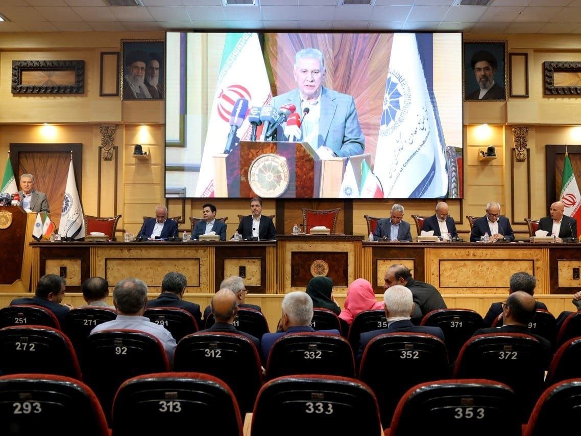تأکید اتاق ایران بر حمایت از تولید و جلوگیری از قطعی برق صنایع