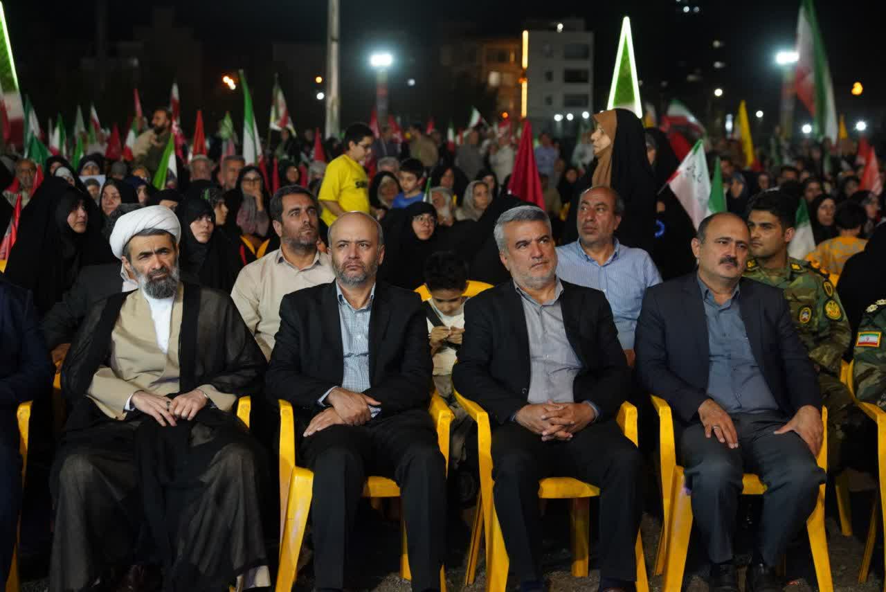 حضور کارکنان زندان‌های قزوین در یادواره ۷۰ شهید کارمند