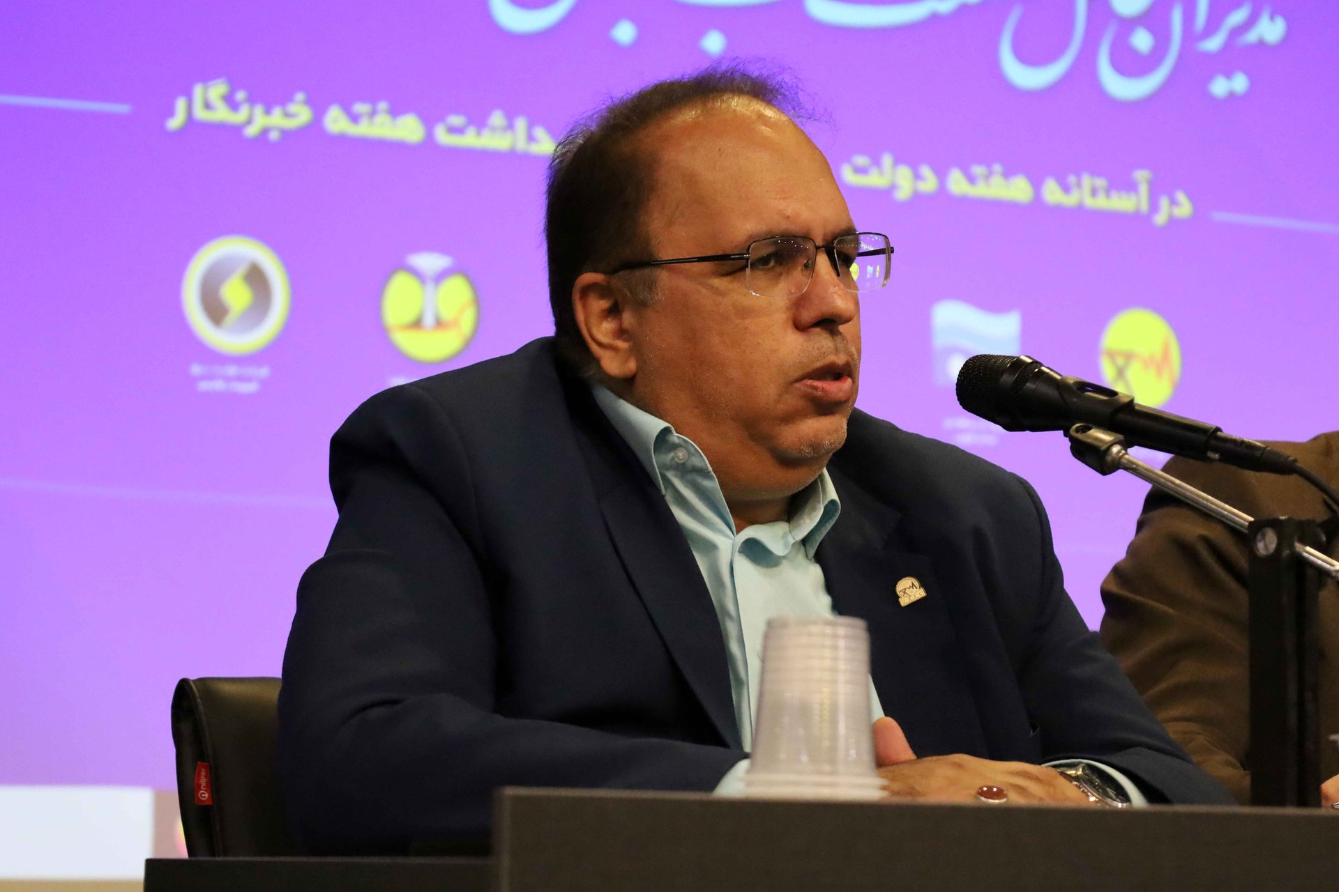 افتتاح ۲۷۲۰ میلیارد تومان پروژه برق در قزوین؛ ۲۶۰۰ مگاوات برق خورشیدی تا دو سال آینده وارد مدار می‌شود