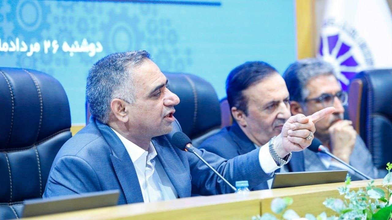 رونق صادرات قزوین در گرو اصلاح سیاست‌های ارزی و رفع موانع تولید