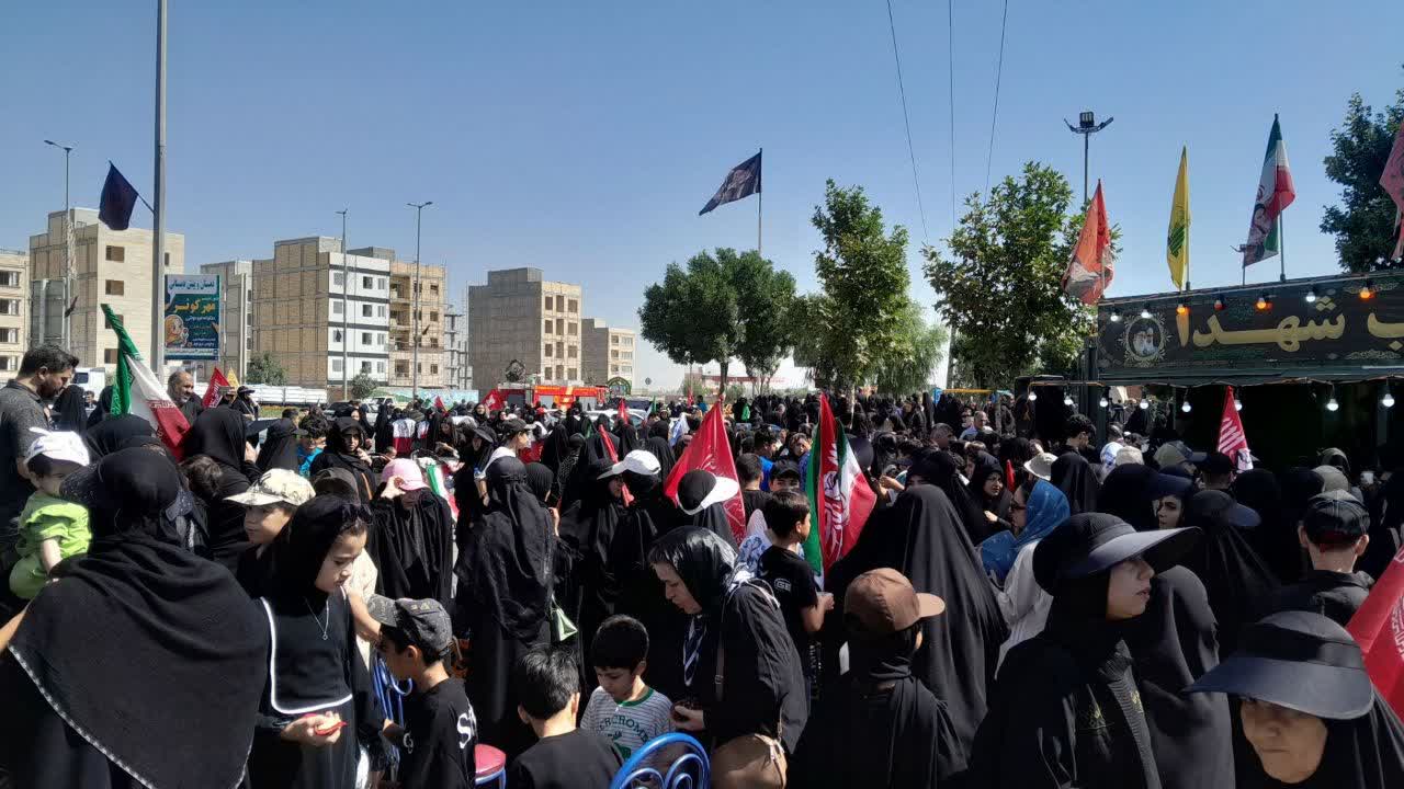 پیاده‌روی جاماندگان اربعین در اقبالیه