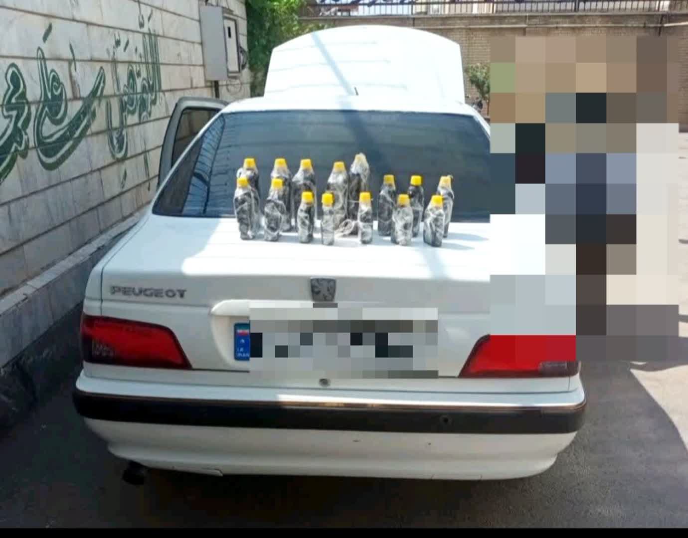 کشف ۱۴ کیلوگرم تریاک در پوشش خانواده توسط پلیس قزوین