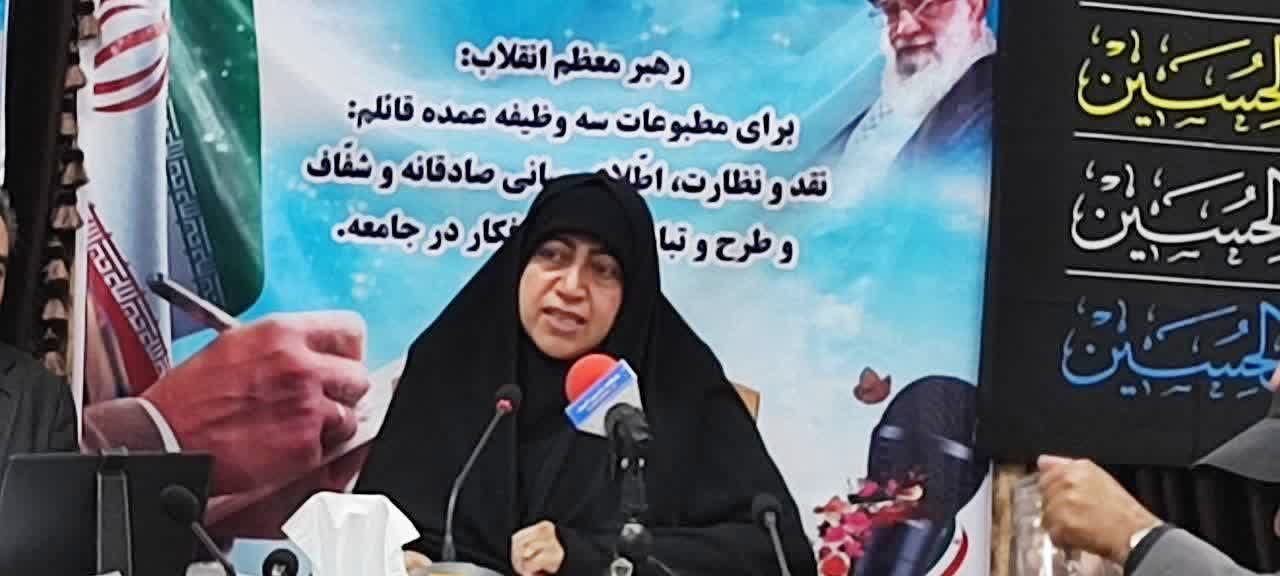 جدایی حوزه انتخابیه و تکمیل بیمارستان آبیک پیگیری شود