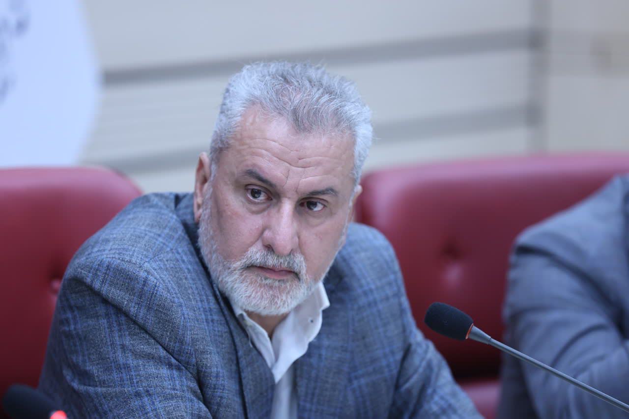 تأکید معاون استاندار قزوین بر حفظ کرامت خانواده شهدا