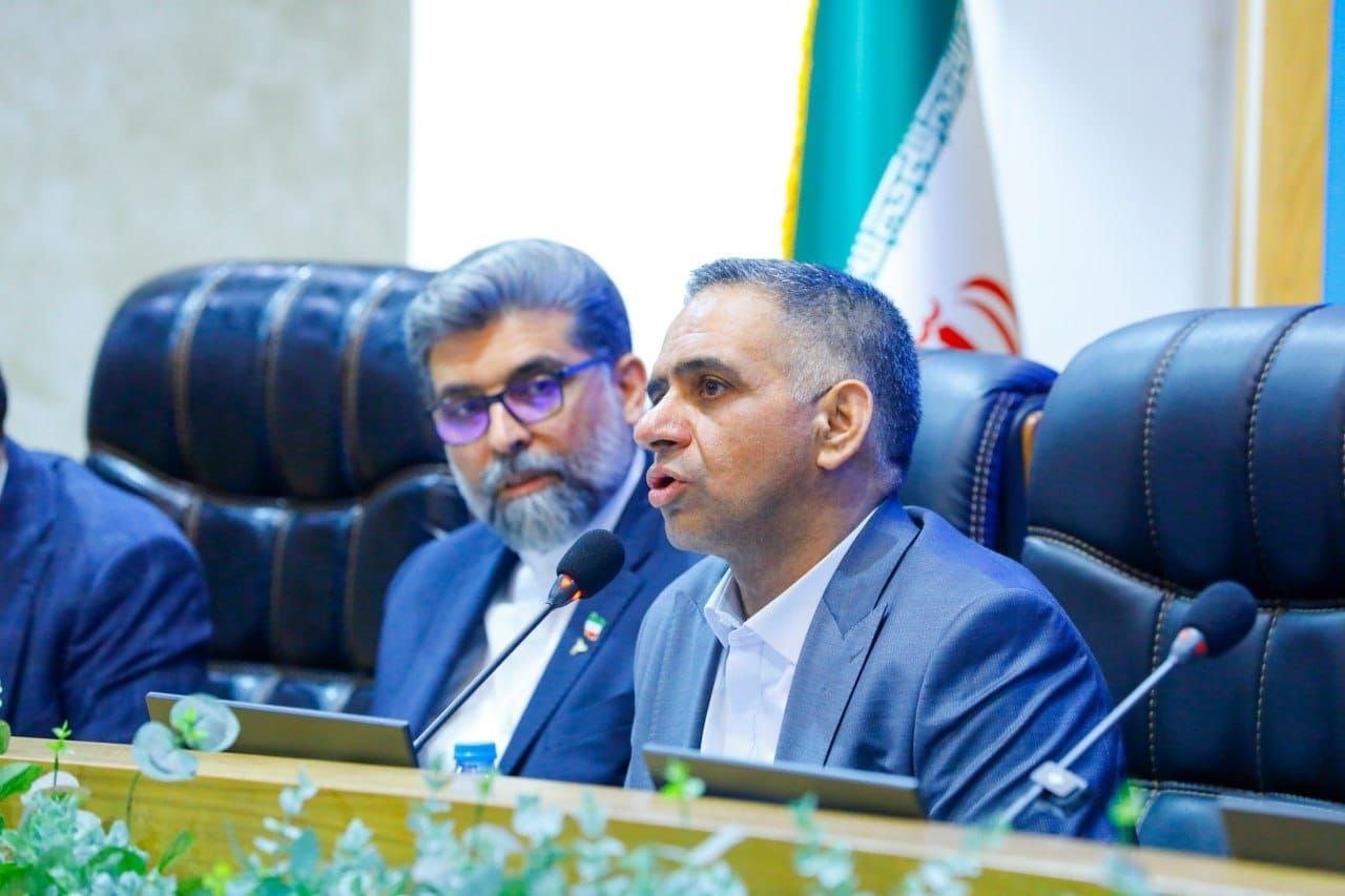 رونق صادرات در گرو اصلاح سیاست‌های ارزی و کاهش مداخلات دستوری