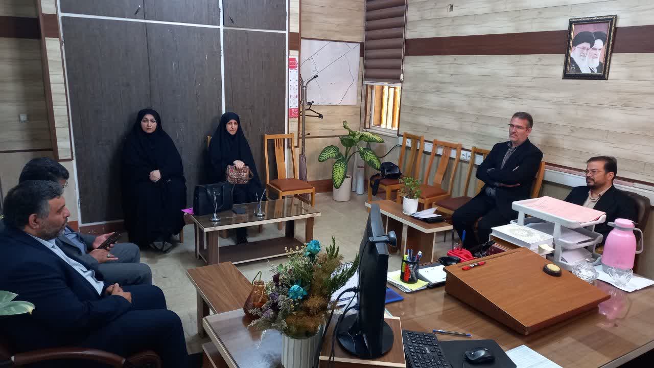دیدار مدیرکل کمیته امداد قزوین با رئیس دادسرای اقبالیه