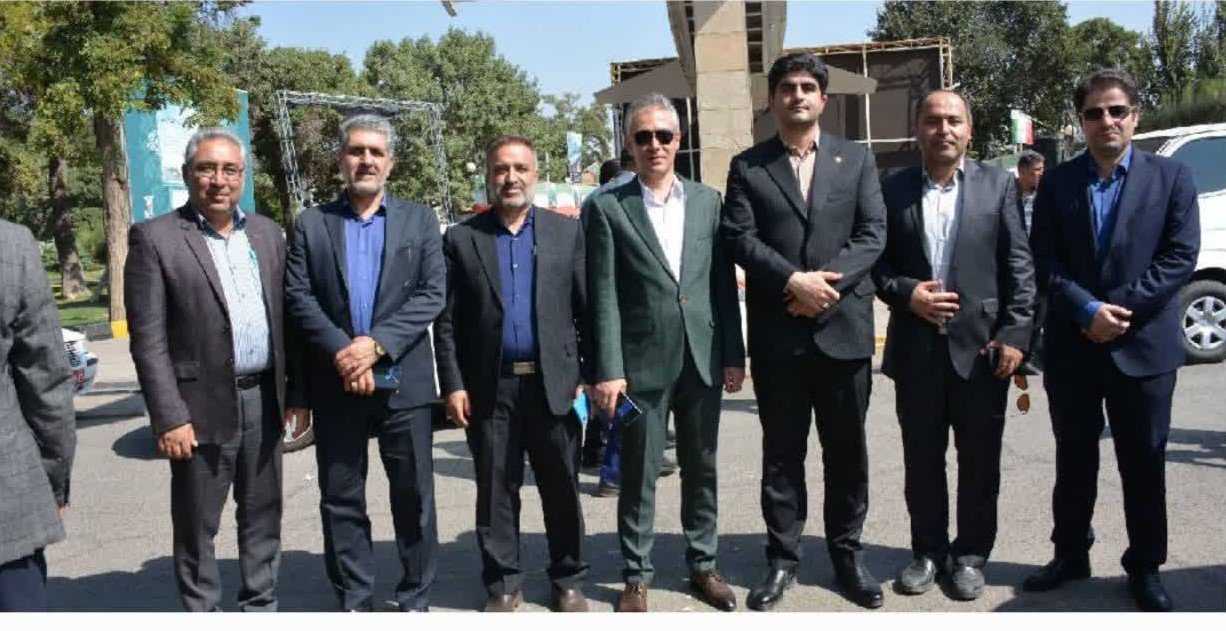 تجدید میثاق مدیر مخابرات قزوین با شهدا