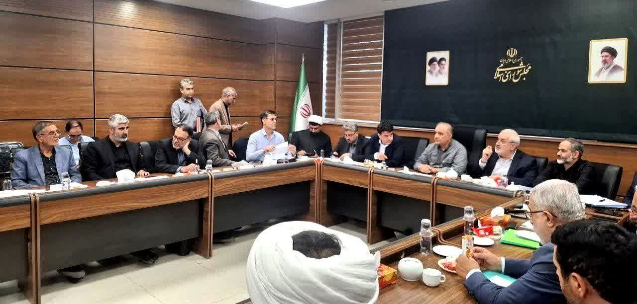 استفاده غیرمجاز از ماینرها جرم‌انگاری شود