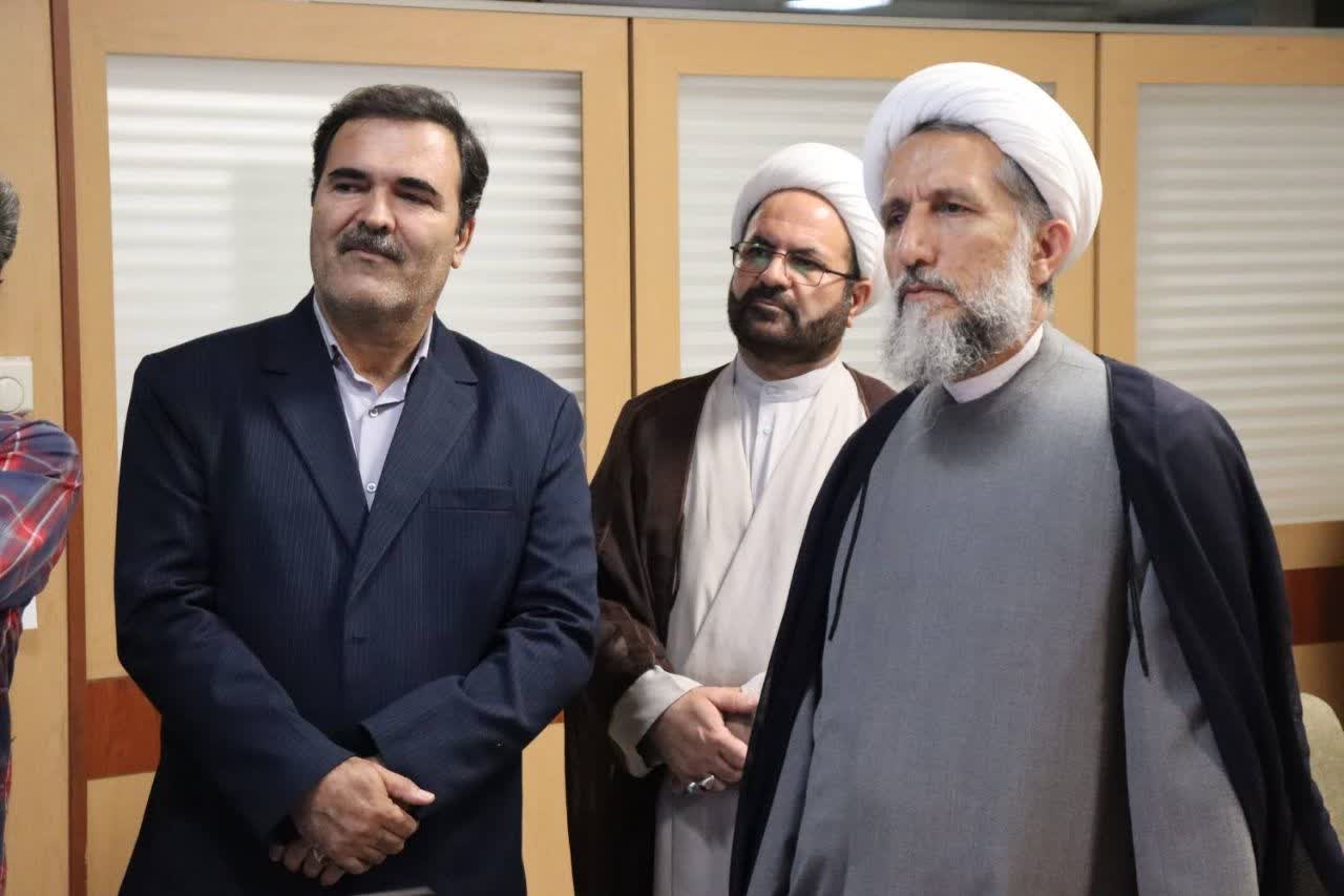 آیت‌الله مظفری از مراکز عملیاتی برق قزوین بازدید کرد