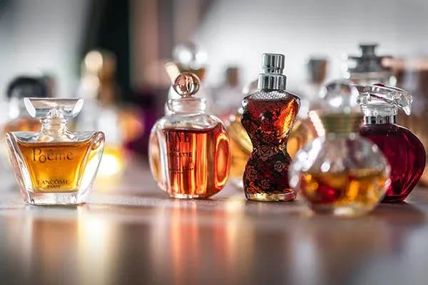 محکومیت ۳۸ میلیارد ریالی قاچاقچی عطر خارجی در کرمانشاه