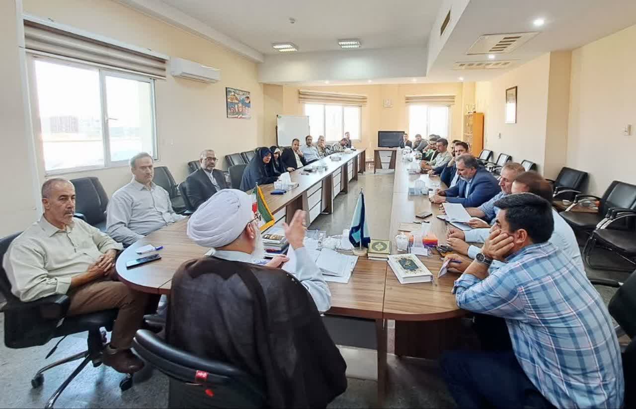 نشست ریاست نهاد رهبری با اساتید دانشگاه