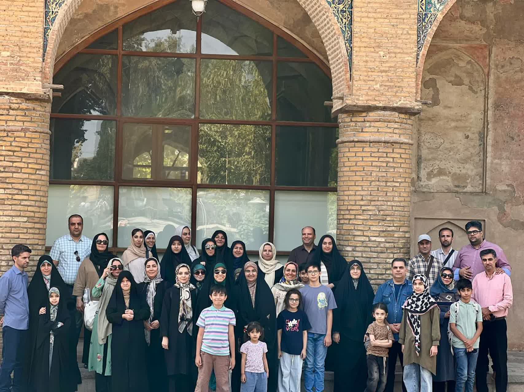 آشنایی کارکنان وزارت علوم با ظرفیت‌های قزوین در سفر یک‌روزه