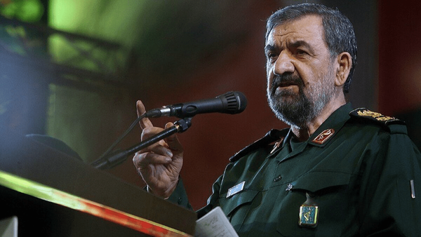 سرلشکر رضایی: برای اولین بار موشک خاص و ضدناوشکن ایرانی آزمایش شد