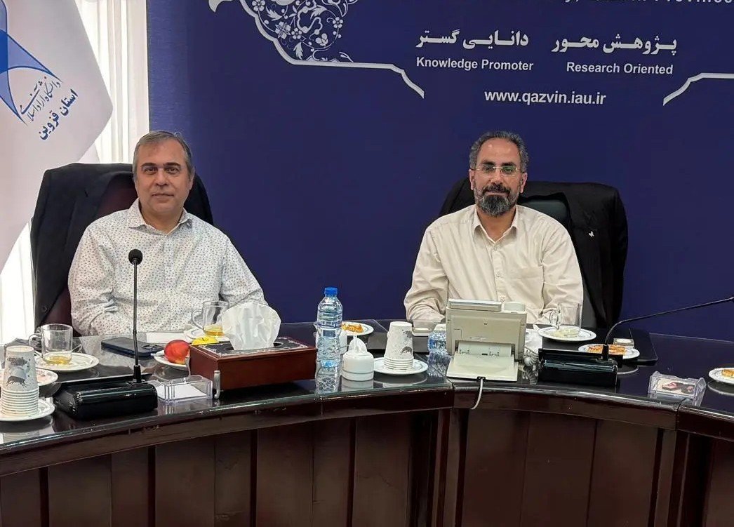 دیدار مالک هلدینگ بیاضیان با رئیس دانشگاه آزاد قزوین