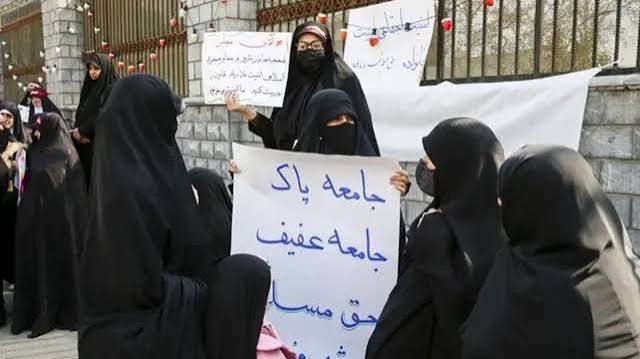 قزوین ؛ میدانِ بازی‌ های شعاری !