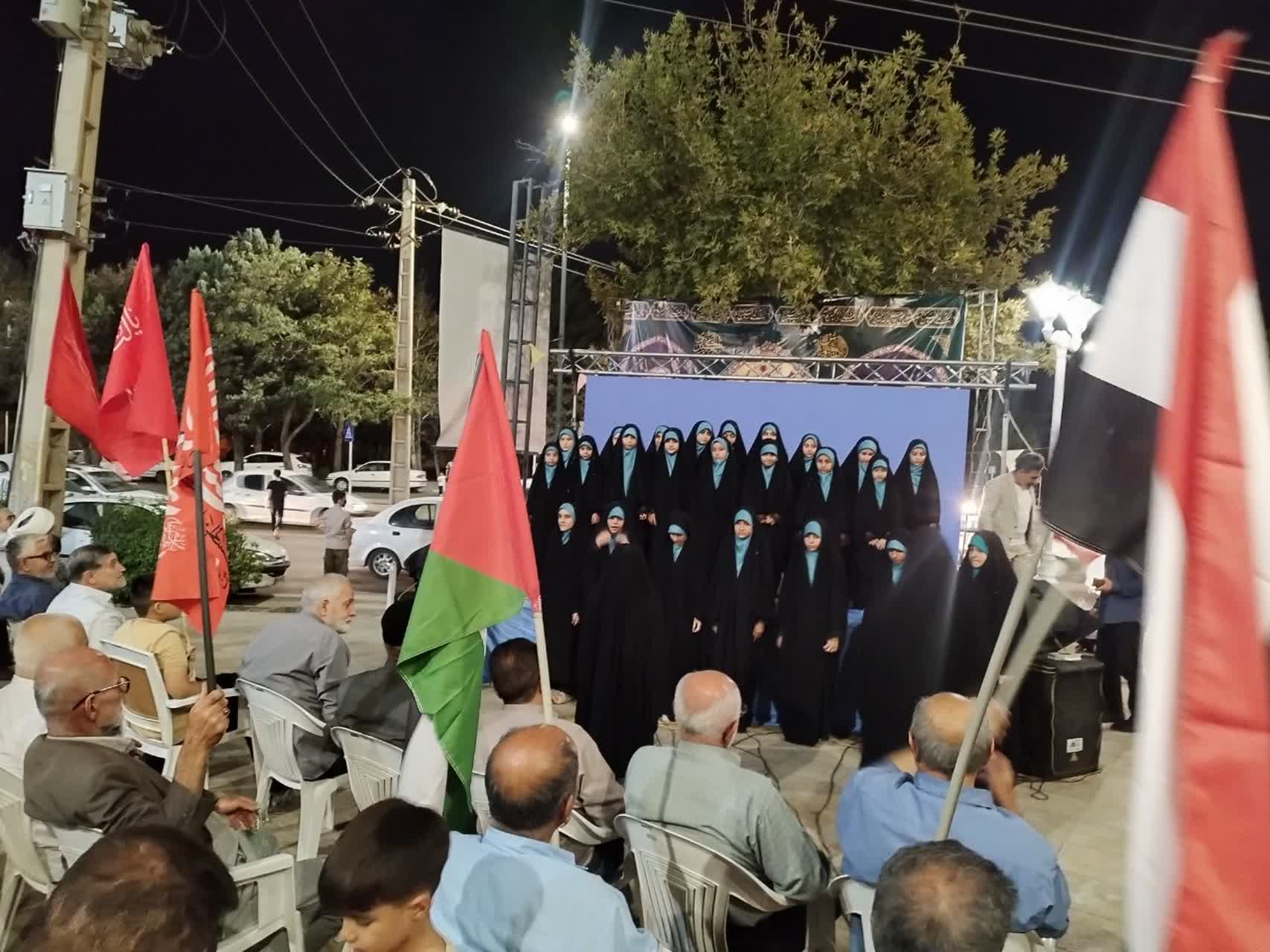مراسم گرامیداشت آغاز هفته دفاع مقدس و ۲۰۰ اُمین شب بعثت مردم در خیابان