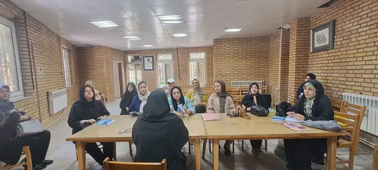 کارگاه آموزشی «پیشگیری از سرطان در زنان» در خانه فرهنگ شهید نواب صفوی
