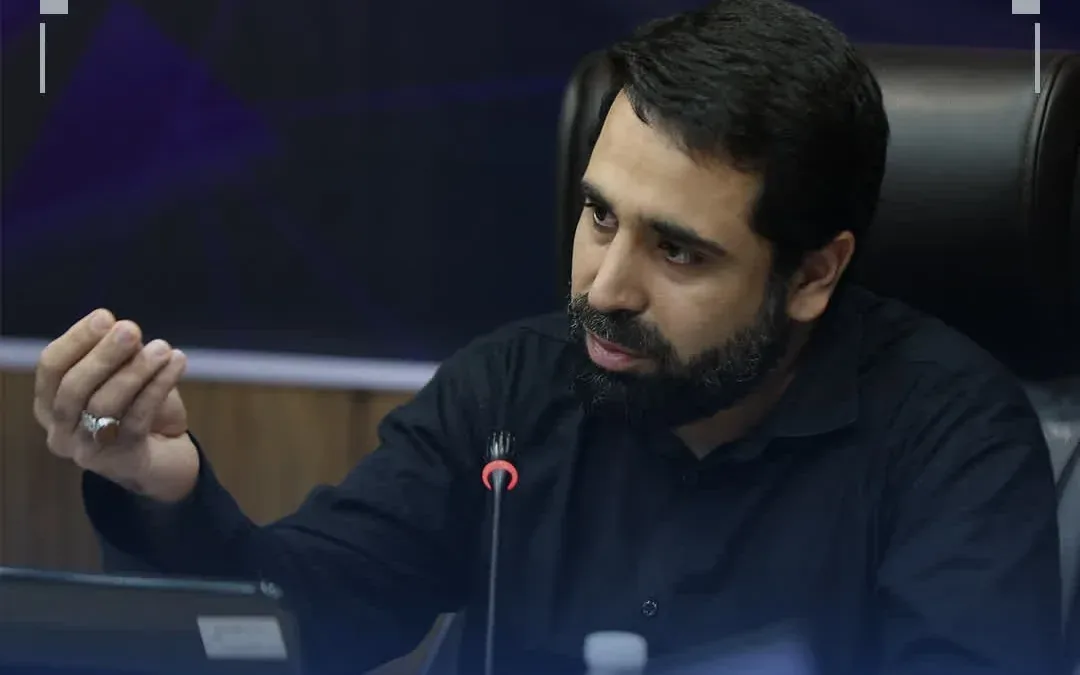 رئیس مرکز ملی فضای مجازی: توسعه پروژه‌های بزرگ‌مقیاس راهکار جلوگیری از مهاجرت نخبگان است