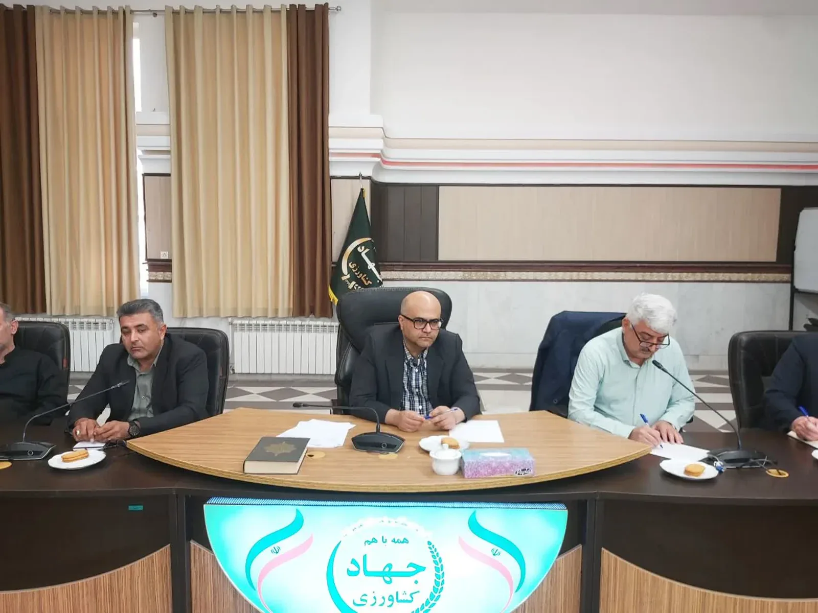 جهاد کشاورزی قزوین بر تسریع خرید تضمینی گندم و پرداخت به‌موقع مطالبات کشاورزان تأکید کرد