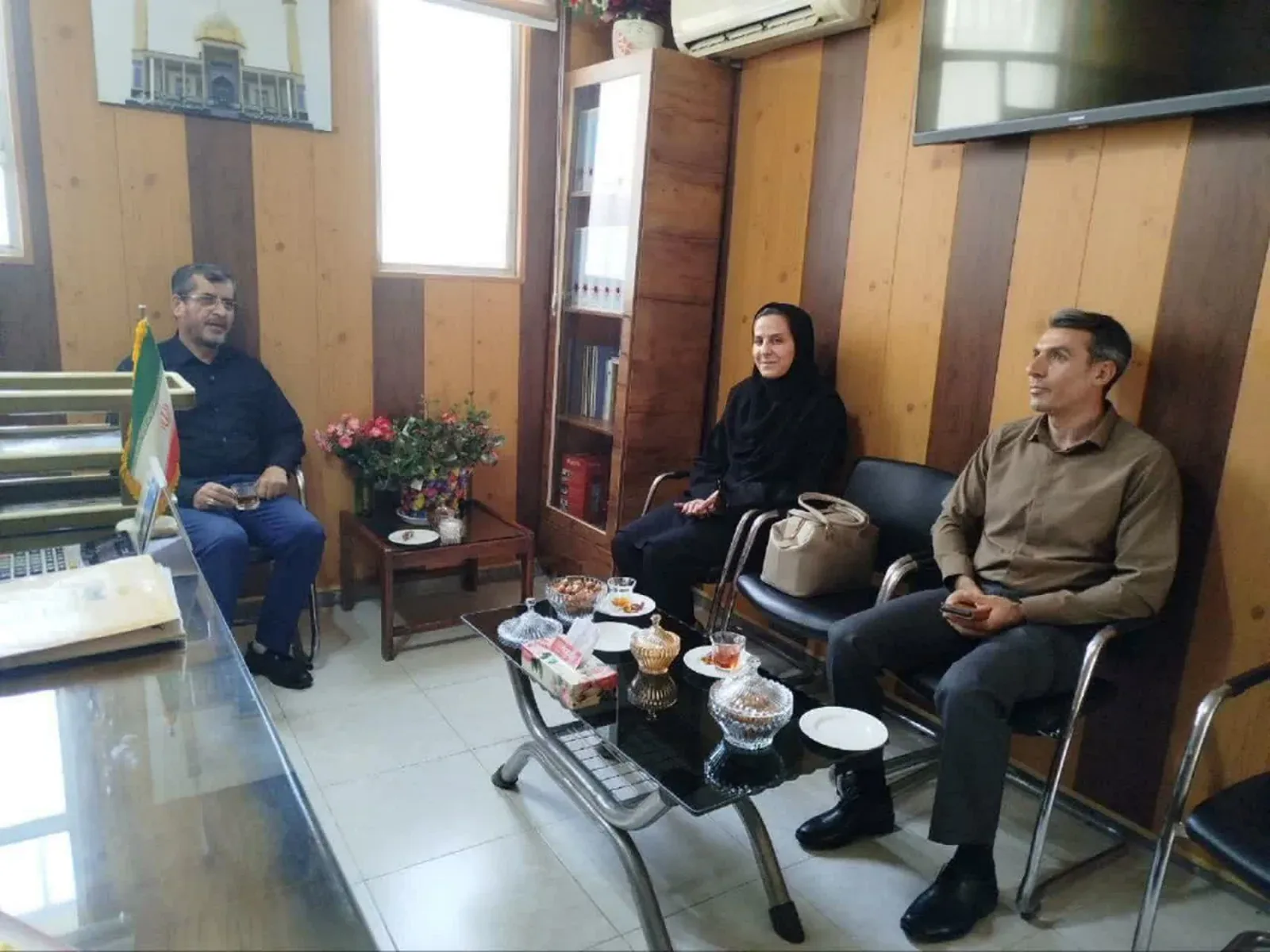 گسترش همکاری بهزیستی و اوقاف تاکستان برای حمایت از مددجویان