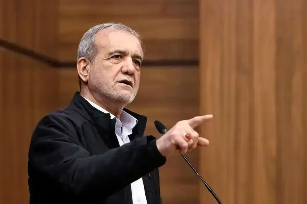 پزشکیان: هیچ حکومتی با بمباران ساقط نمی‌شه، مگر اینکه از درون دچار اختلافات شه