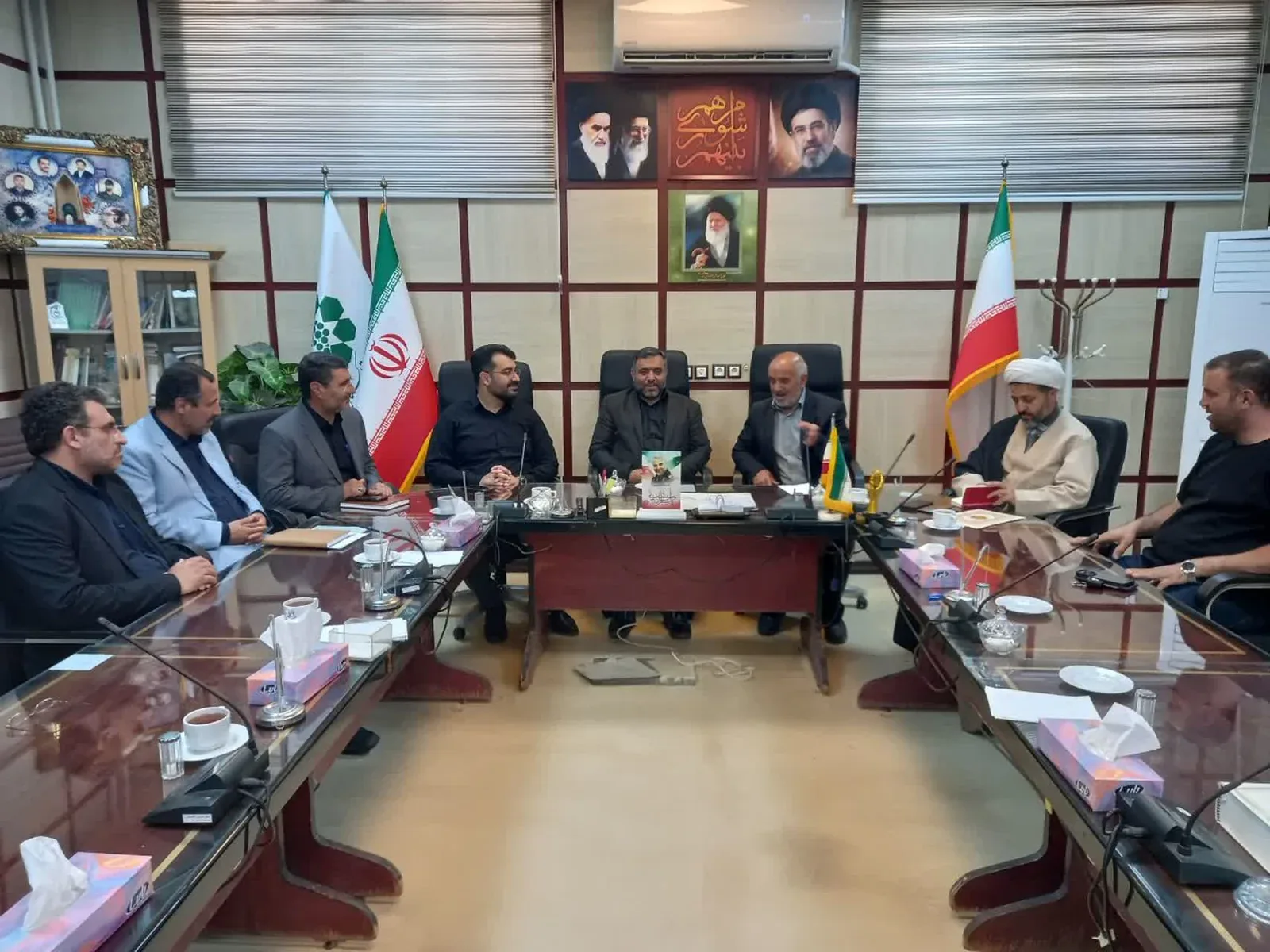 قرض‌الحسنه؛ راهکاری مؤثر برای رفع مشکلات معیشتی خانواده‌های نیازمند در تاکستان