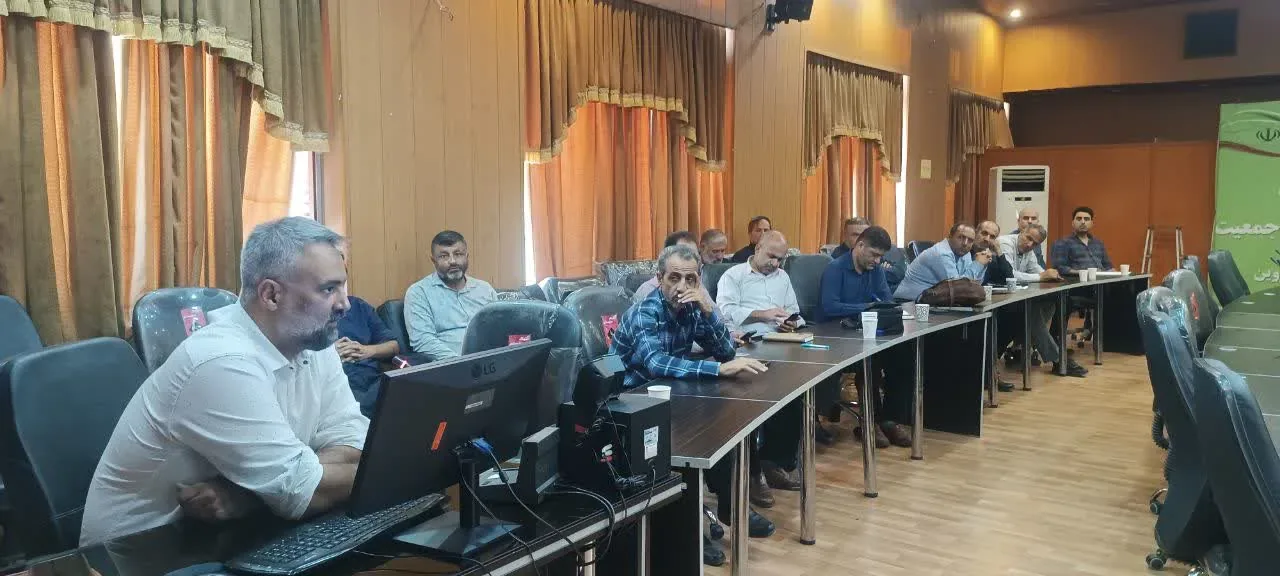 آموزش پیشگیری از بیماری‌های مشترک انسان و دام برای بهورزان شهرستان قزوین