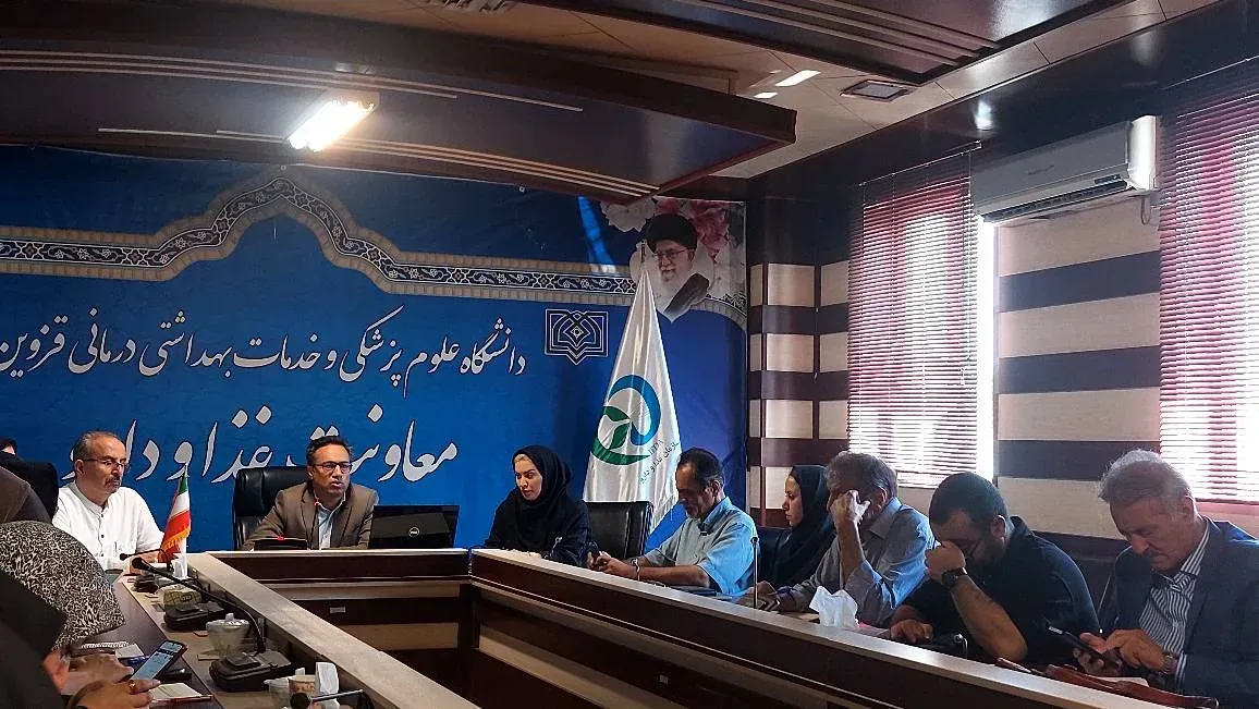 مقابله با کالاهای تقلبی و قاچاق سلامت؛ معرفی سامانه هوشمند «تیتک» و چالش‌های نظارتی در استان قزوین