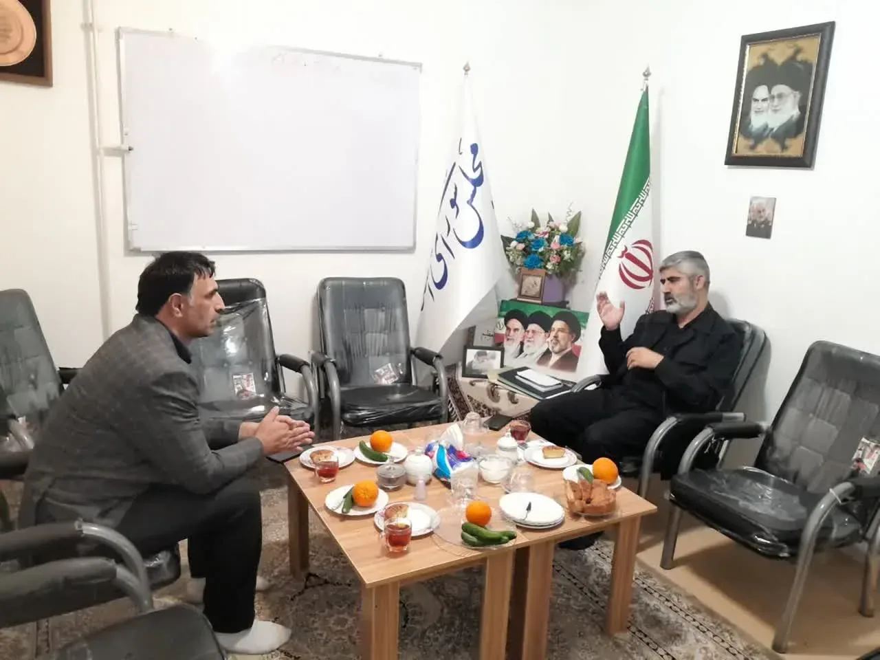 بررسی وضعیت گازرسانی تاکستان در دیدار سرپرست اداره گاز شهرستان با نماینده مجلس