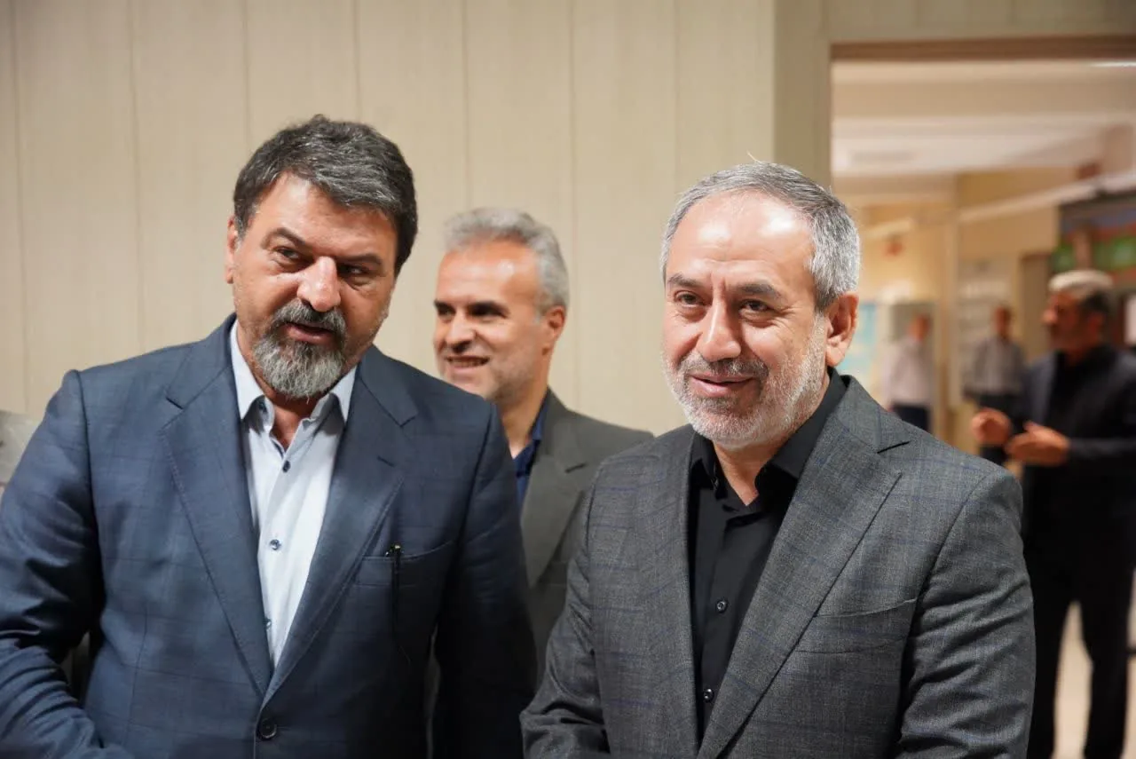 معاون اقتصادی استاندار قزوین از اداره کل صنعت، معدن و تجارت استان بازدید کرد
