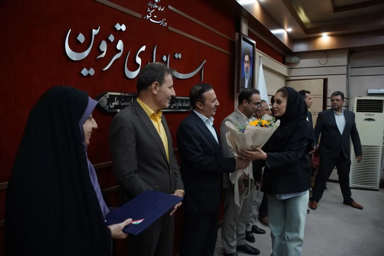 تصویر گالری - گزارش تصویری تجلیل استاندار قزوین از قهرمانان فرام