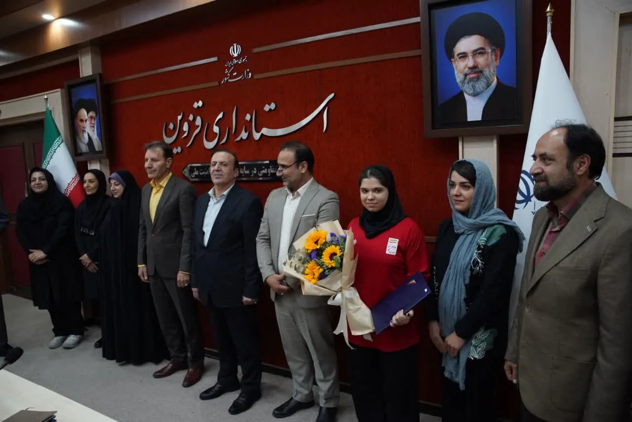 تصویر گالری - گزارش تصویری تجلیل استاندار قزوین از قهرمانان فرام