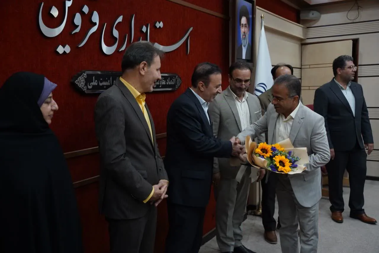 تصویر گالری - گزارش تصویری تجلیل استاندار قزوین از قهرمانان فرام