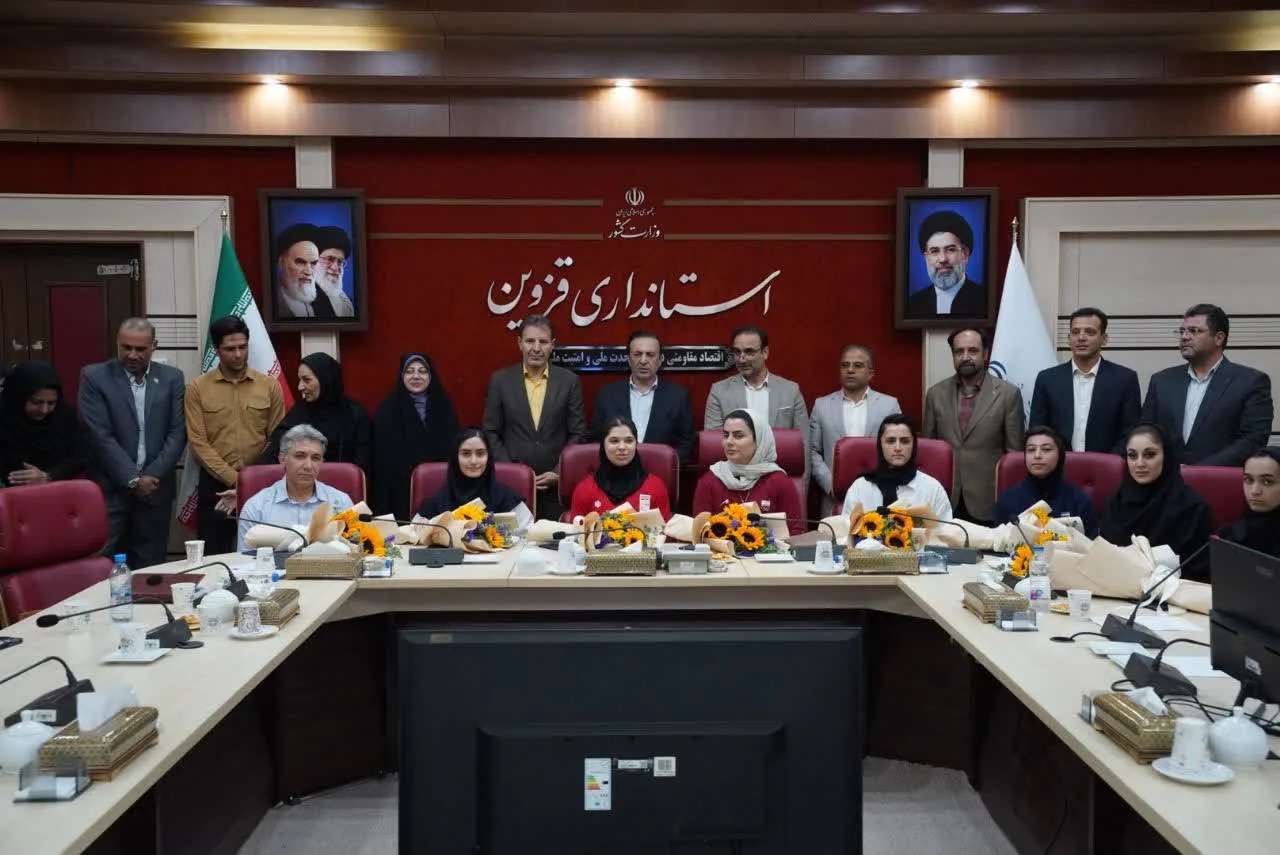 تصویر گالری - گزارش تصویری تجلیل استاندار قزوین از قهرمانان فرام