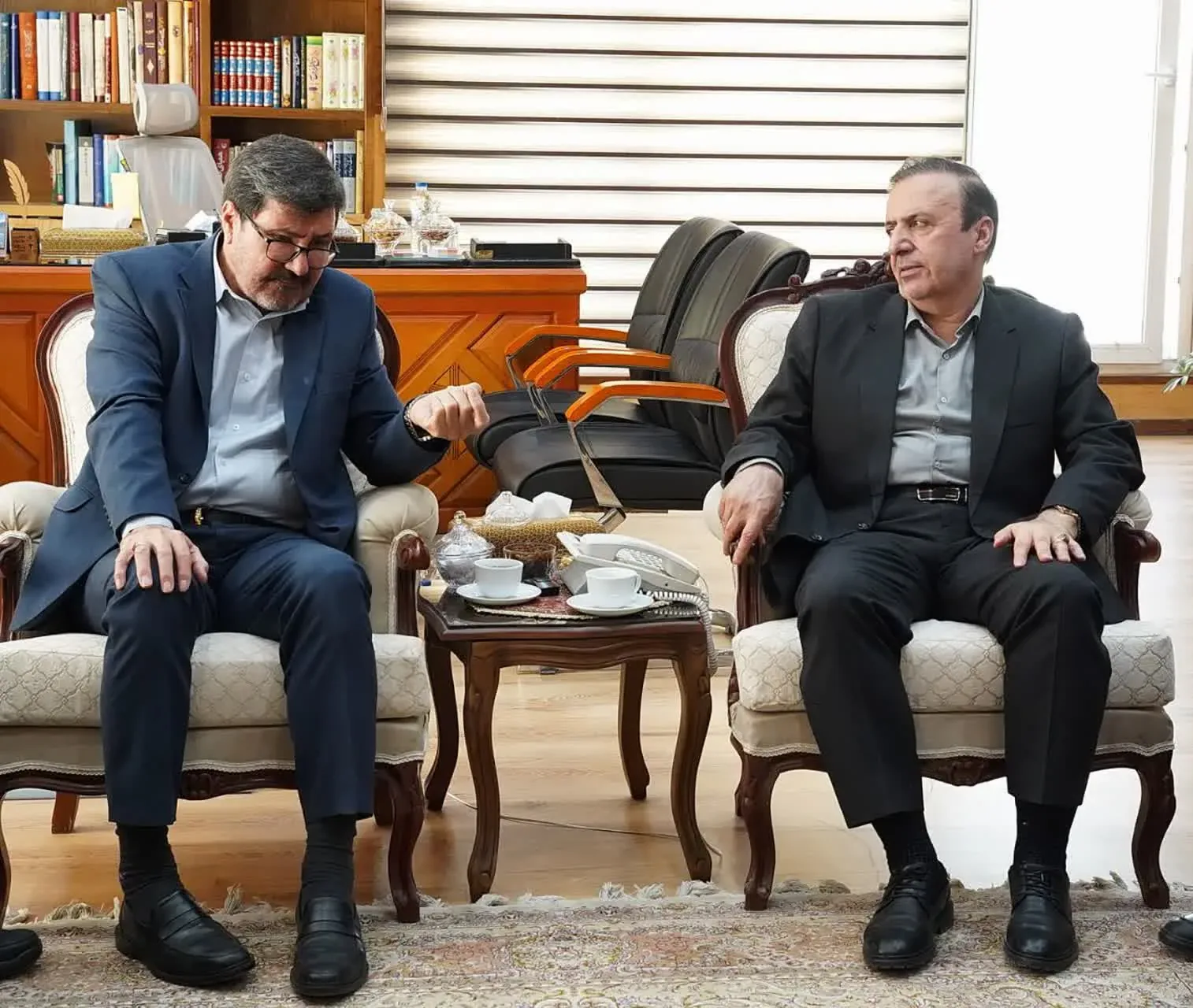 استاندار قزوین: اصلاح نظام پرداخت کارکنان دولت ضروری است