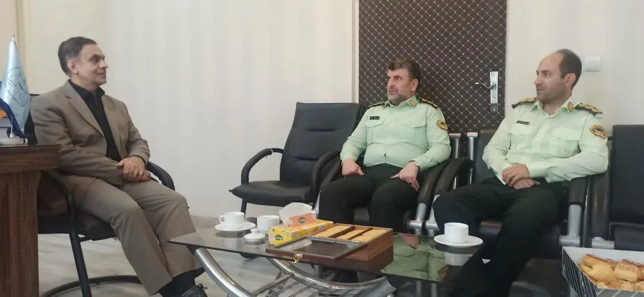 دیدار فرمانده انتظامی شهرستان البرز با دادستان دادسرای نظامی استان قزوین