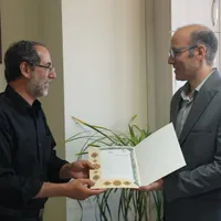 تجلیل رئیس پارک علم و فناوری قزوین از کارکنان