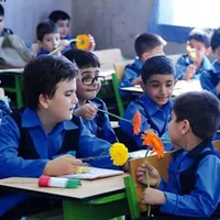 معلم کارمند نیست؛ لزوم بازگشت تربیت به قلب آموزش و پرورش