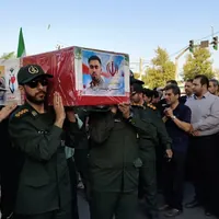 وداع باشکوه مردم الوند با خلبان شهید حسین مهدویان
